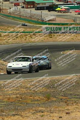 media/May-31-2025-CalClub SCCA (Sat) [[2c1a04e1ee]]/Qualifying/Group 5/Turn 4/